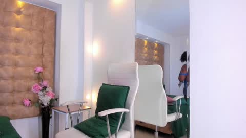 Snapshot of esteffa_ebony chatting on April 2026 04:50:02 AM esteffa_ebony online show from April 2026 04:50:02 AM