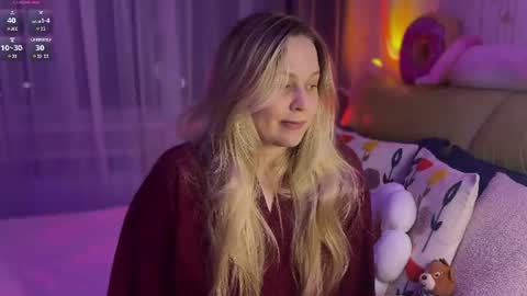 Snapshot of estella_elwood chatting on July 2026 07:49:02 PM Estella online show from July 2026 07:49:02 PM