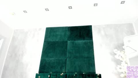 Ester online show from February 2026 05:11:02 AM