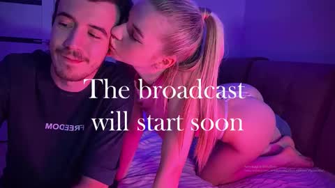 Ester online show from November 2025 04:46:01 PM