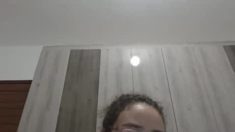 Snapshot of esteralcantara chatting on April 2026 10:51:01 PM esteralcantara online show from April 2026 10:51:01 PM