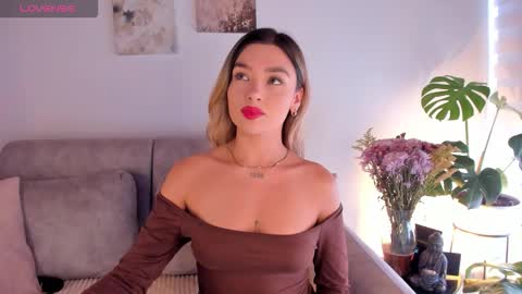 Snapshot of estercollins_ chatting on September 2025 07:15:02 PM Is secret online show from September 2025 07:15:02 PM