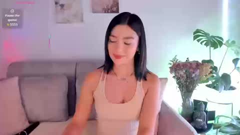 Snapshot of estercollins_ chatting on September 2025 09:07:02 PM Is secret online show from September 2025 09:07:02 PM