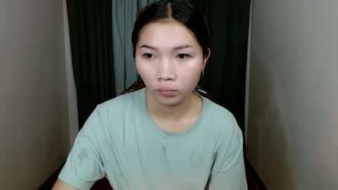 Snapshot of estherlust chatting on April 2026 03:48:02 AM IRIS online show from April 2026 03:48:02 AM