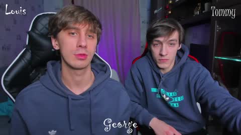 Snapshot of esthetics_boys chatting on January 2025 09:47:01 PM LOUIS online show from January 2025 09:47:01 PM