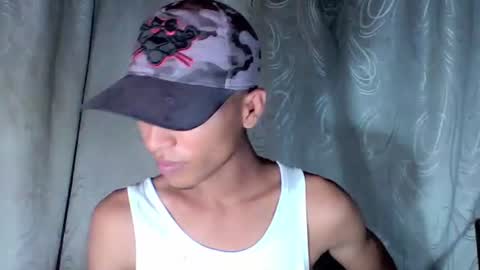 Snapshot of estiben_party chatting on July 2026 08:46:02 PM estiben_party online show from July 2026 08:46:02 PM