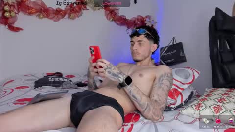 estivenvel online show from November 2025 07:04:02 PM