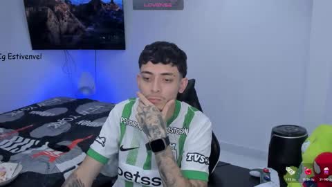 estivenvel online show from February 2026 04:57:02 PM