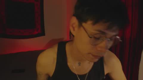 Esteban online show from October 2025 10:22:02 PM