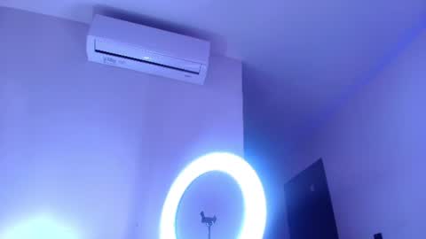 Snapshot of estrella_hanks_ chatting on June 2026 11:59:02 AM Estrella online show from June 2026 11:59:02 AM