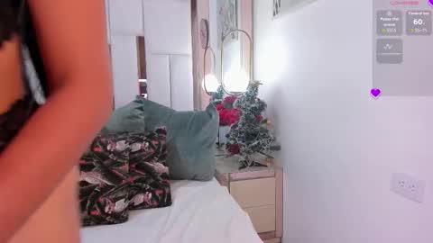 Snapshot of estrellanoctis chatting on December 2025 03:56:01 AM Estrella online show from December 2025 03:56:01 AM