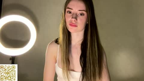 eternal_amy online show from April 2026 09:39:33 PM