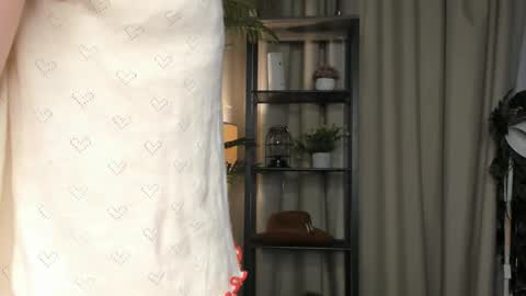 Natalie online show from November 2025 05:39:01 AM