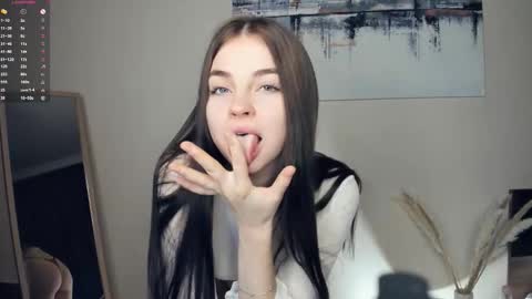 Mary online show from November 2025 07:45:01 AM