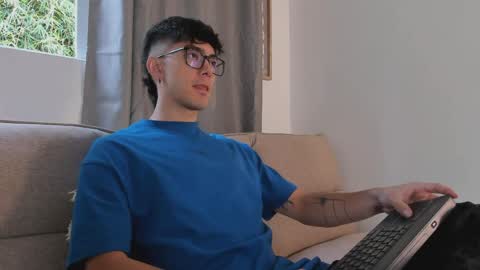 Snapshot of etham_wolf1 chatting on April 2026 02:03:01 PM etham_wolf1 online show from April 2026 02:03:01 PM