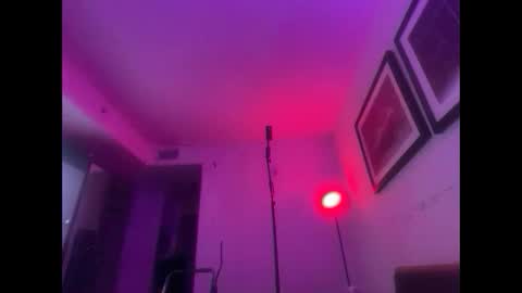 Bustedpussy online show from October 2025 09:51:01 AM