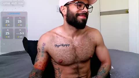 Ethan online show from October 2025 08:16:02 PM