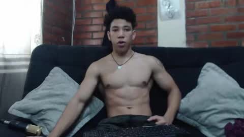 Ethan Noir online show from January 2025 09:50:01 PM