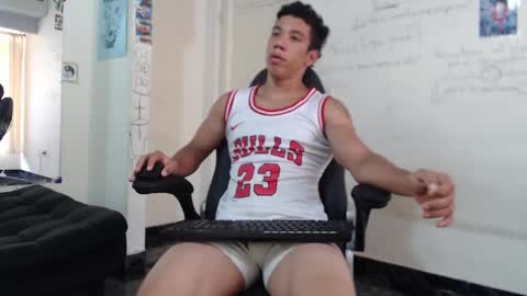 Ethan Noir online show from February 2026 07:41:01 PM