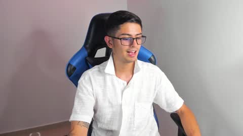 ETHAN SAI online show from February 2025 09:51:01 PM