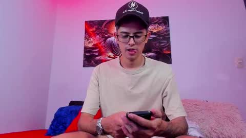 ETHAN SAI online show from October 2025 04:26:01 AM