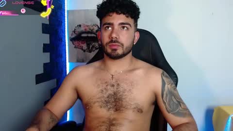 Ethan online show from January 2026 08:01:01 PM