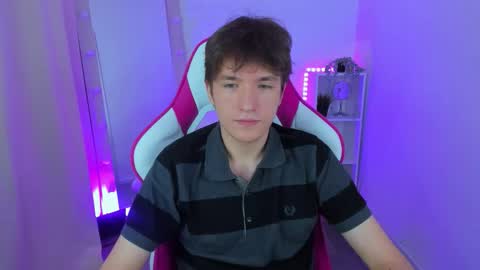 Snapshot of ethansinful chatting on October 2025 09:01:01 PM Ethan online show from October 2025 09:01:01 PM