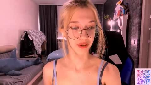 Snapshot of eufemiazurawski chatting on February 2026 11:17:01 AM Tali online show from February 2026 11:17:01 AM