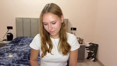 Snapshot of eugenierickel chatting on May 2026 02:25:01 PM Alice online show from May 2026 02:25:01 PM
