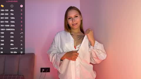Snapshot of eugenierickel chatting on May 2026 02:25:01 PM Alice online show from May 2026 02:25:01 PM