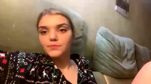 Snapshot of eulamcglamery chatting on January 2026 07:30:01 PM Viola online show from January 2026 07:30:01 PM