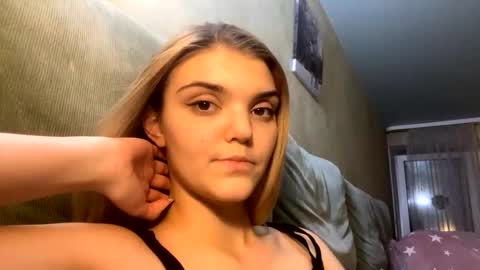 Snapshot of eulamcglamery chatting on January 2026 07:06:02 PM Viola online show from January 2026 07:06:02 PM