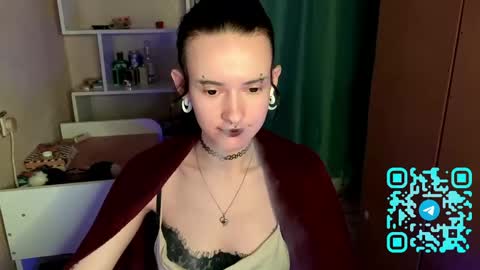 Snapshot of eunabiddlecome chatting on April 2026 11:01:02 AM Kate online show from April 2026 11:01:02 AM
