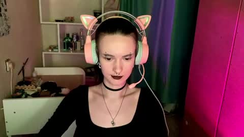 Snapshot of eunabiddlecome chatting on May 2026 05:02:01 AM Kate online show from May 2026 05:02:01 AM