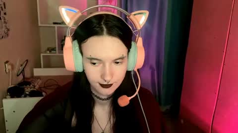Snapshot of eunabiddlecome chatting on May 2026 05:02:02 AM Kate online show from May 2026 05:02:02 AM