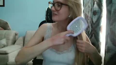 eva2323 online show from March 2025 12:34:01 PM