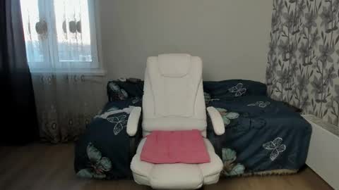 Snapshot of eva_7777 chatting on November 2025 09:37:01 AM Eva online show from November 2025 09:37:01 AM