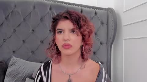 Eva  online show from June 2026 04:20:01 AM