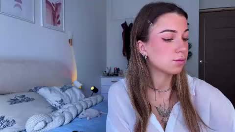 Snapshot of eva_collins_x chatting on July 2026 02:16:01 AM Eva online show from July 2026 02:16:01 AM