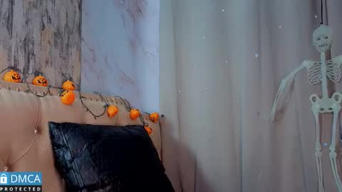 Snapshot of eva_delight_ chatting on October 2025 11:11:01 AM eva delight online show from October 2025 11:11:01 AM