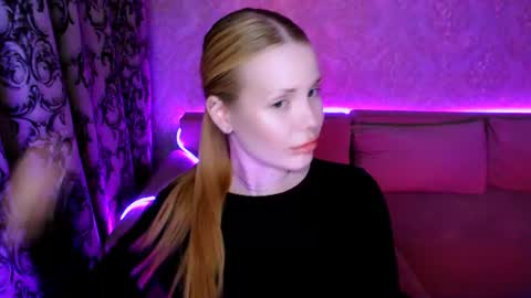 Snapshot of eva_ellis chatting on July 2026 07:49:01 PM Eva online show from July 2026 07:49:01 PM