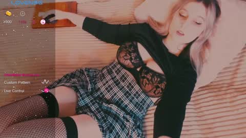 Snapshot of eva_gloss chatting on January 2025 12:05:02 PM Eva online show from January 2025 12:05:02 PM