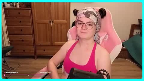 Snapshot of eva_katt chatting on September 2025 12:19:01 PM Gamer Katt online show from September 2025 12:19:01 PM