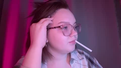 eva_kittenn online show from November 2025 03:00:02 PM