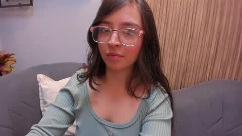 Snapshot of eva_macalliter chatting on December 2024 03:25:02 AM Angelinne online show from December 2024 03:25:02 AM