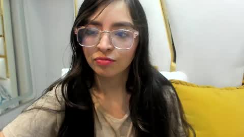 Snapshot of eva_macalliter chatting on March 2025 03:43:01 AM Angelinne online show from March 2025 03:43:01 AM