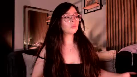 Snapshot of eva_macalliter chatting on July 2026 10:53:02 PM Angelinne online show from July 2026 10:53:02 PM