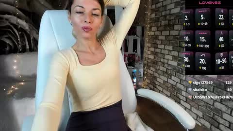 Eva online show from December 2024 08:00:01 PM