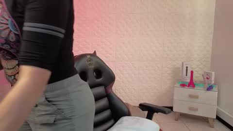 Eva  online show from March 2026 02:32:01 PM