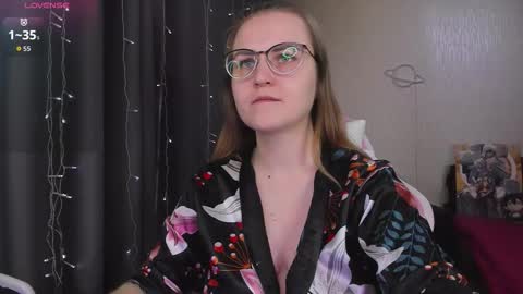 Snapshot of eva_orchid chatting on February 2026 11:22:02 AM Eva online show from February 2026 11:22:02 AM